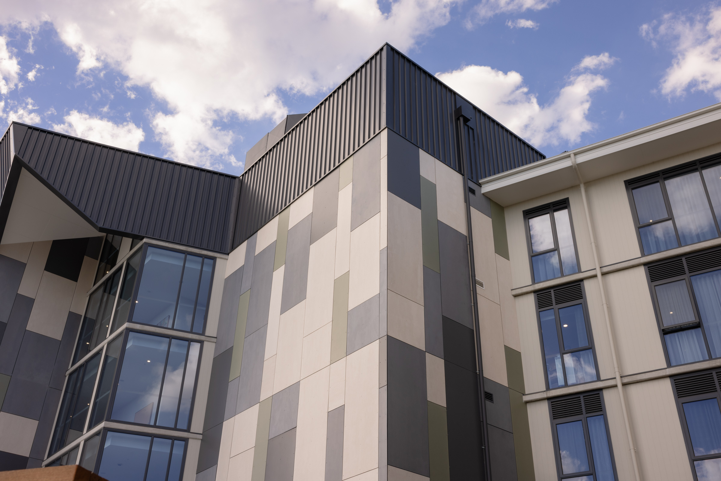 infin8 care knoxfield building exterior