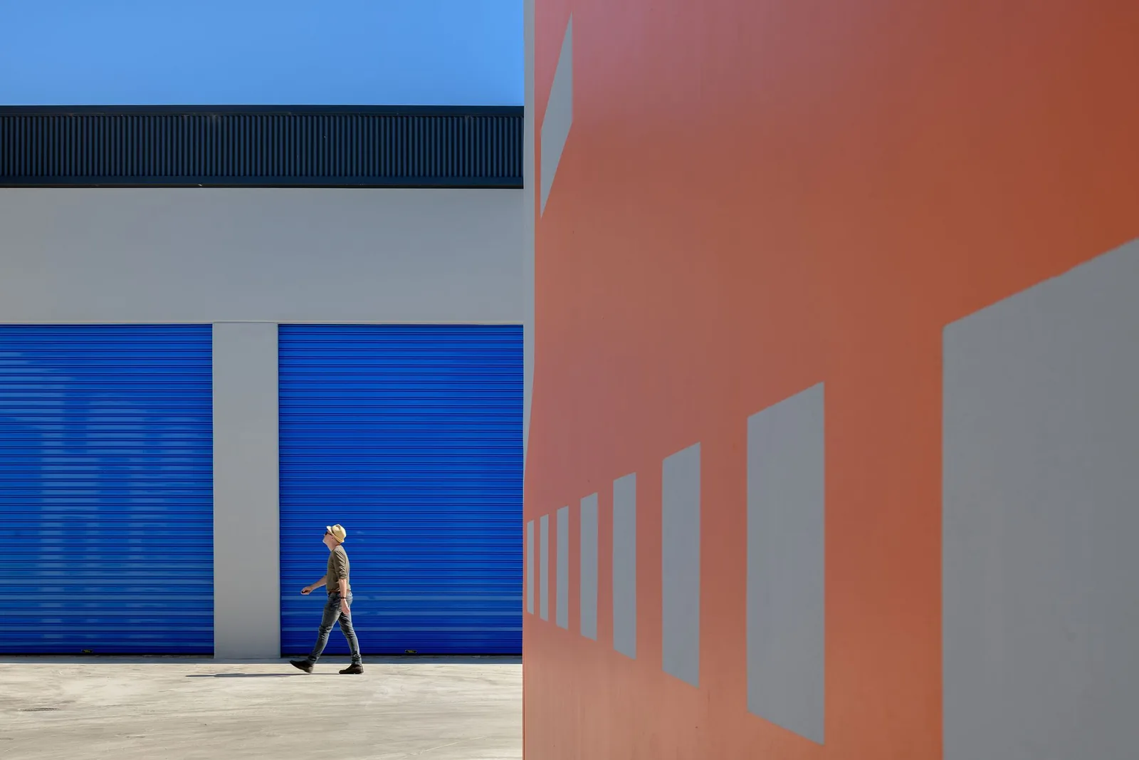 kingsgrove connect blue roller doors feature wall kingsgrove connect blue roller doors feature wall