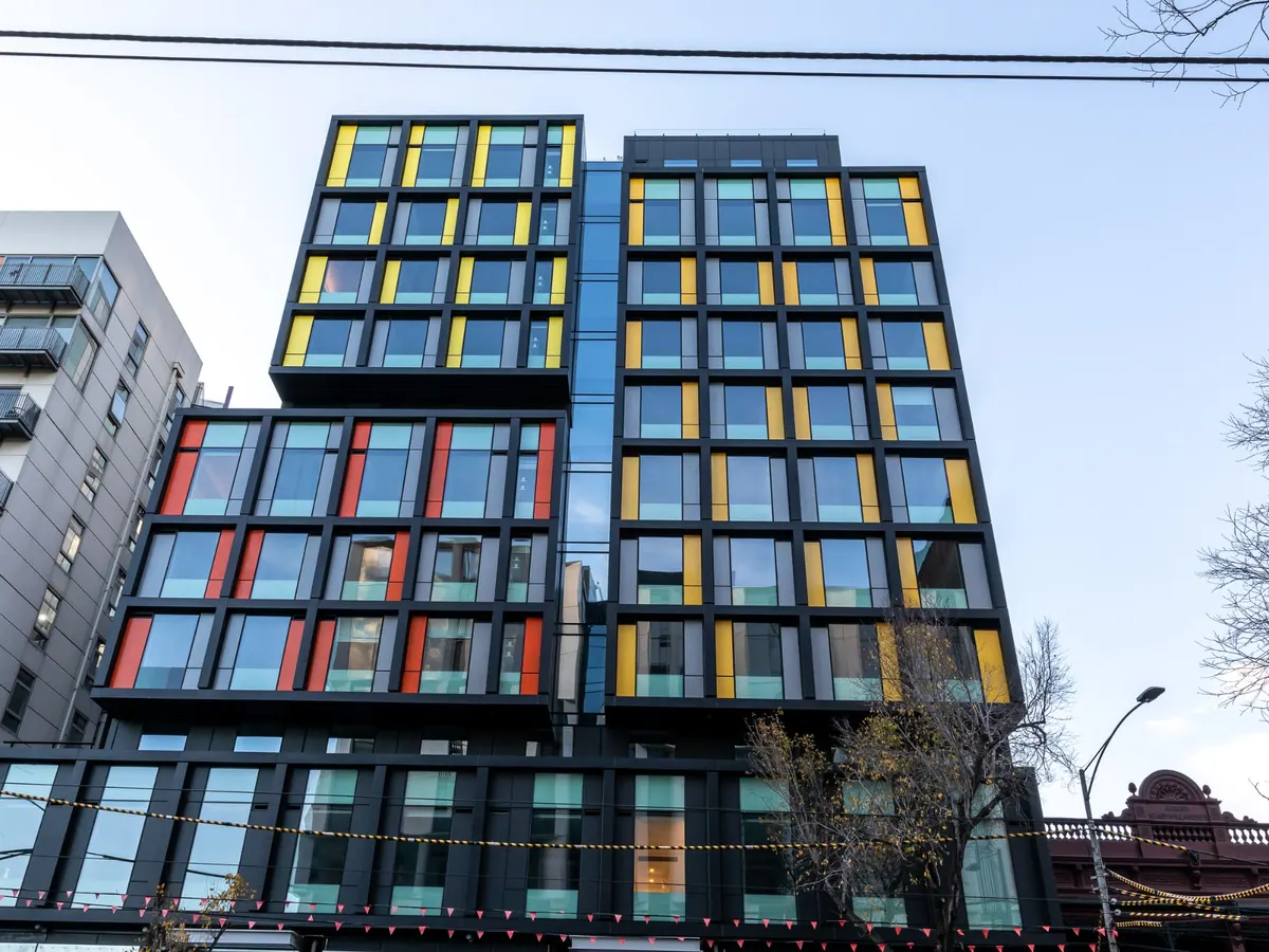 scape lincoln square melbourne exterior building facade 01