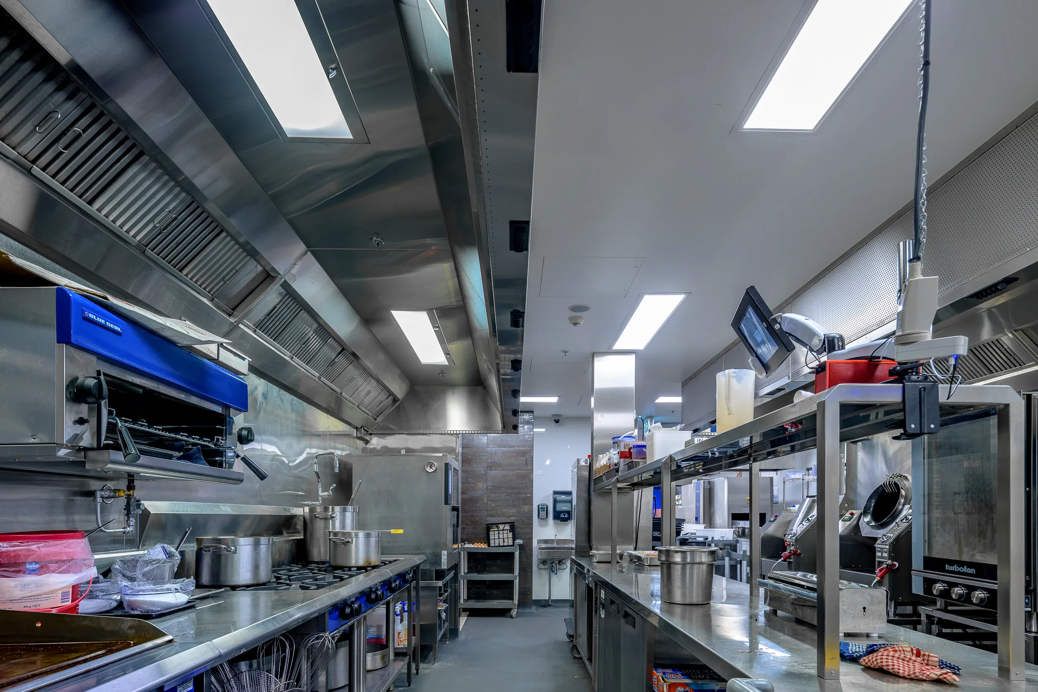 bankstown rsl sydney commercial construction commercial kitchen preparation line