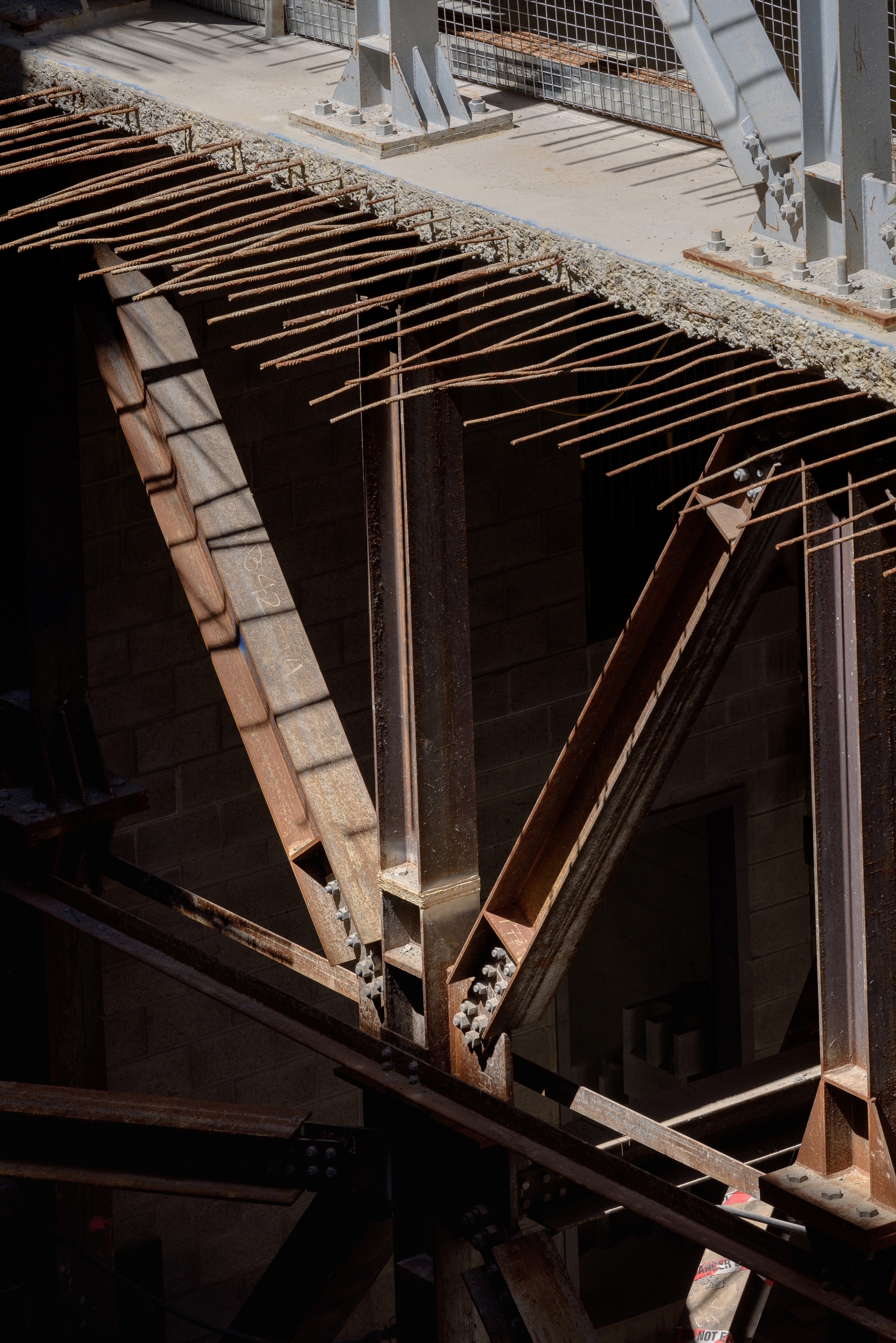Steel bracing system installed for structural stability at Canva Sydney HQ site Steel bracing system installed for structural stability at Canva Sydney HQ site